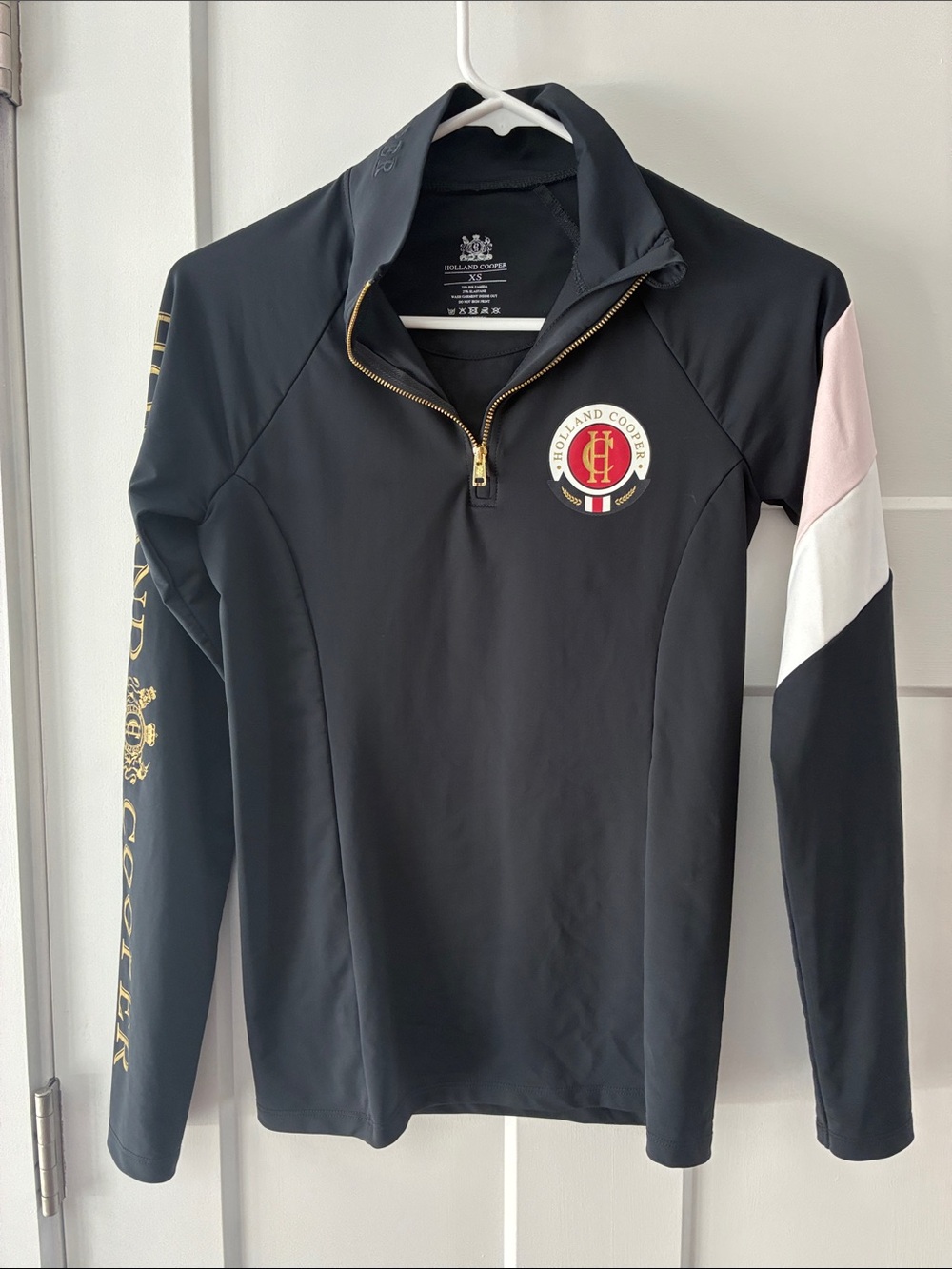 Holland Cooper Women's Black Quarter-Zip Performance Top
